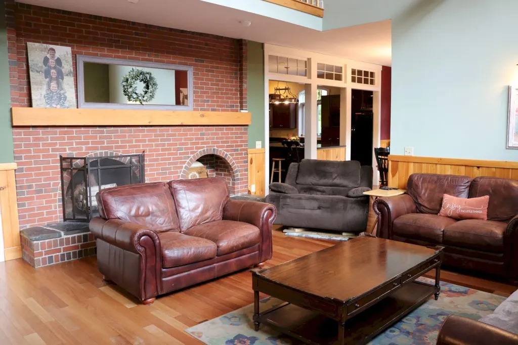 1194 Mercer Road Mercer ME 04957