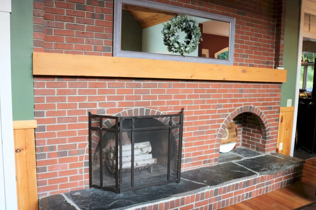 1194 Mercer Road Mercer ME 04957