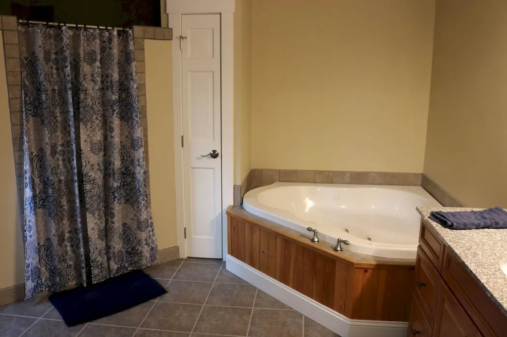 1194 Mercer Road Mercer ME 04957
