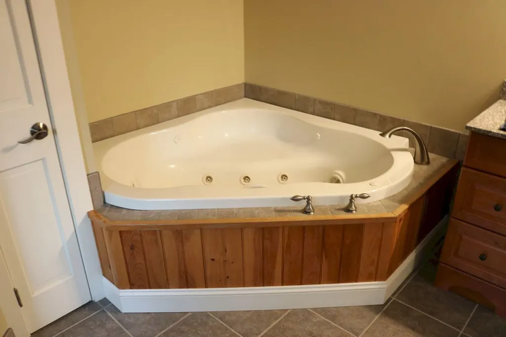 1194 Mercer Road Mercer ME 04957
