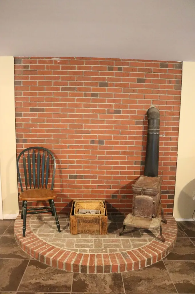 1194 Mercer Road Mercer ME 04957