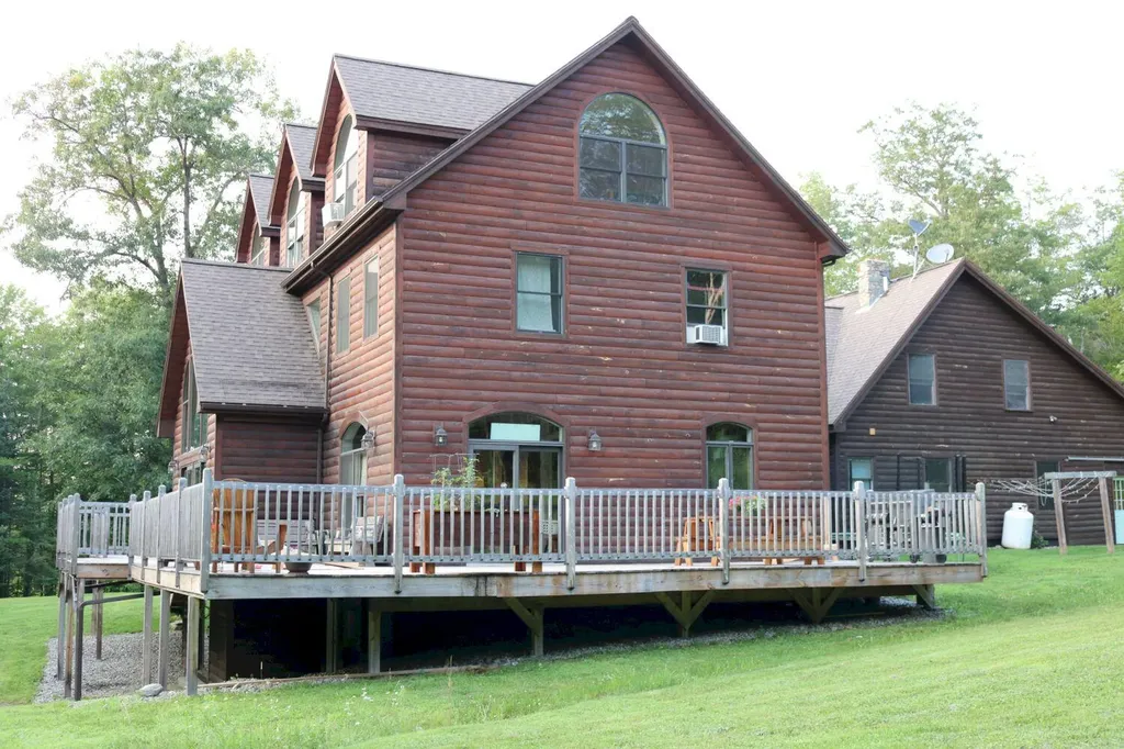 1194 Mercer Road Mercer ME 04957