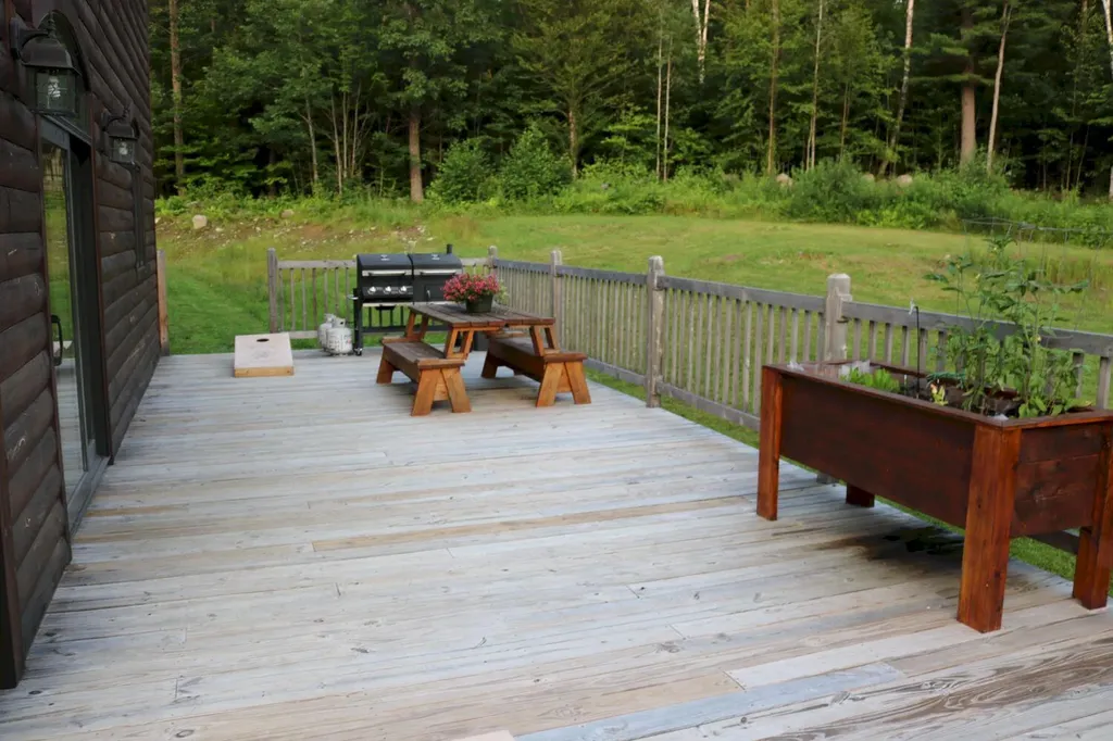 1194 Mercer Road Mercer ME 04957