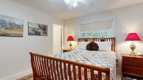 16 Swan's Road Raymond ME 04071