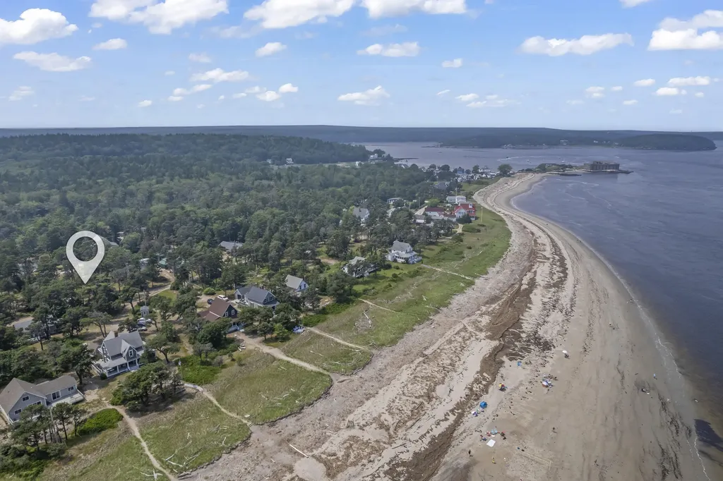 47 Surf Street Phippsburg ME 04562