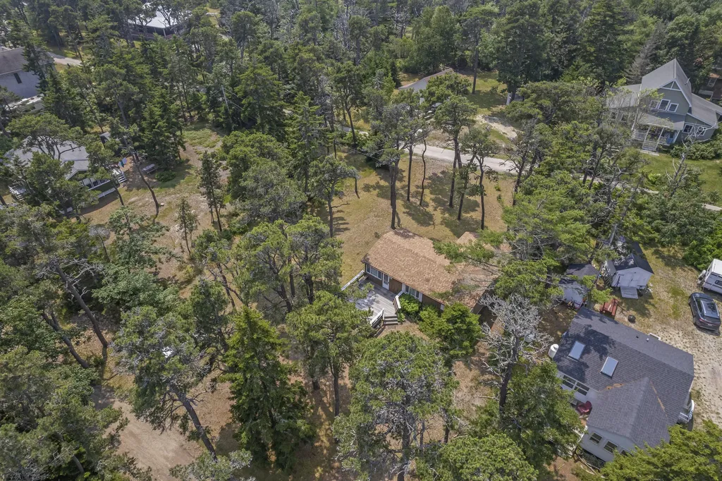 47 Surf Street Phippsburg ME 04562