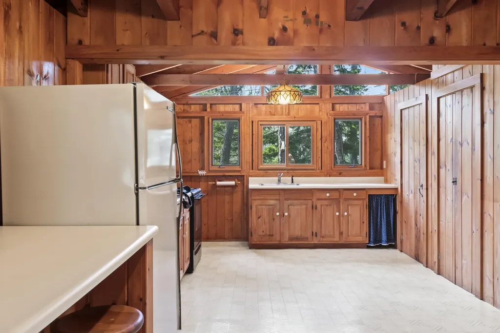47 Surf Street Phippsburg ME 04562