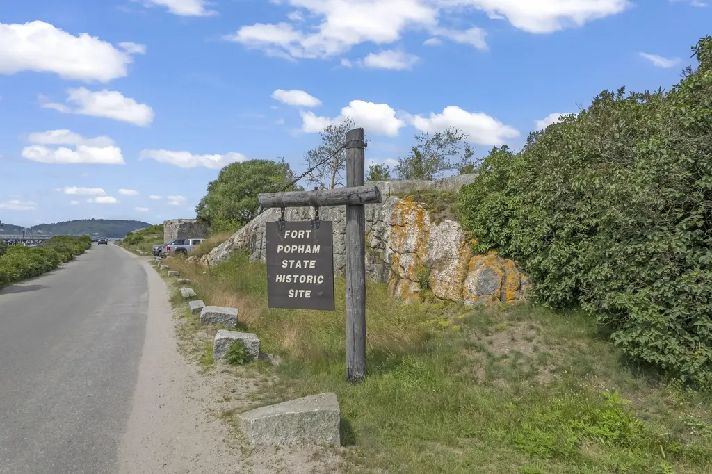 47 Surf Street Phippsburg ME 04562