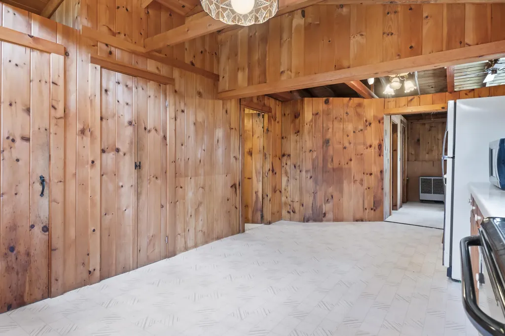 47 Surf Street Phippsburg ME 04562