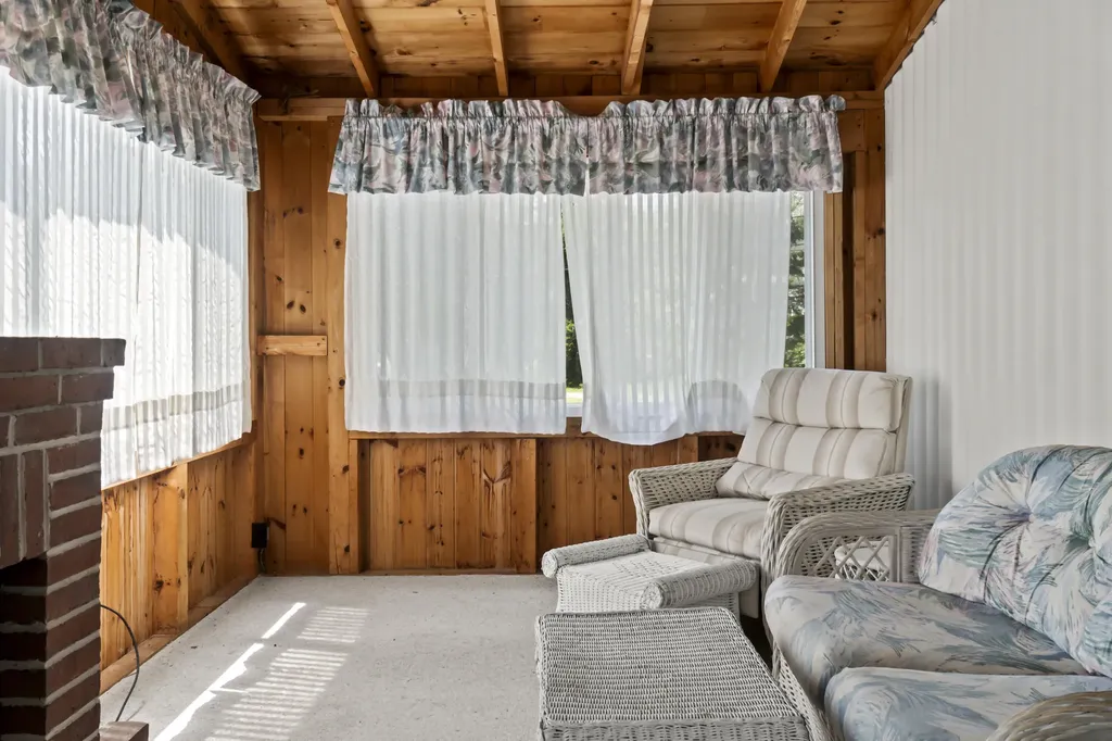47 Surf Street Phippsburg ME 04562