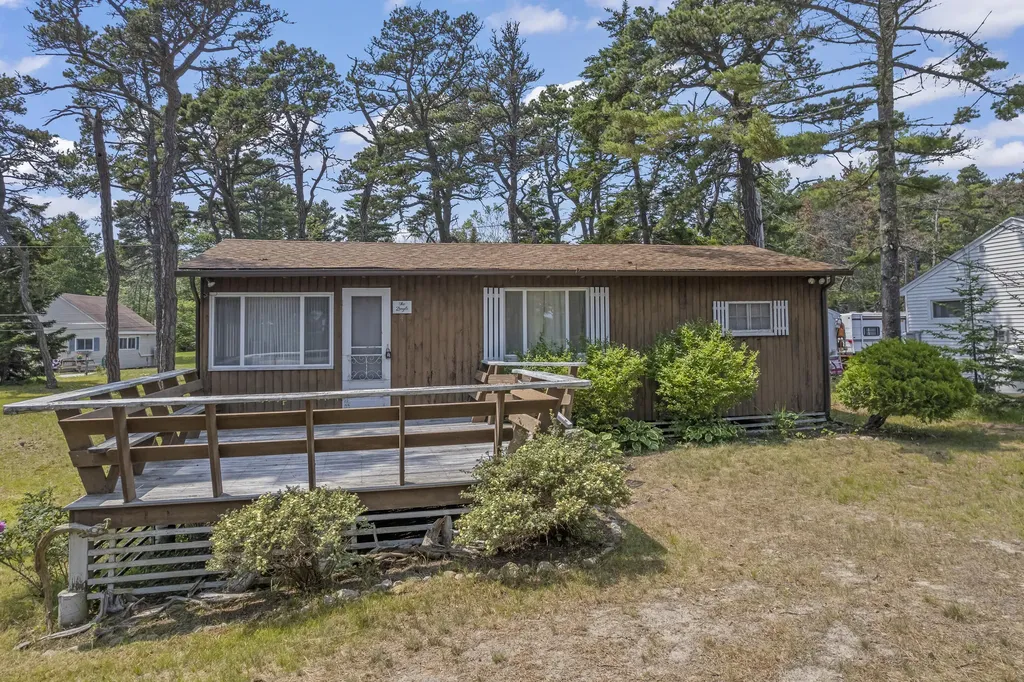 47 Surf Street Phippsburg ME 04562