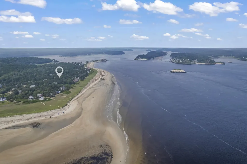 47 Surf Street Phippsburg ME 04562