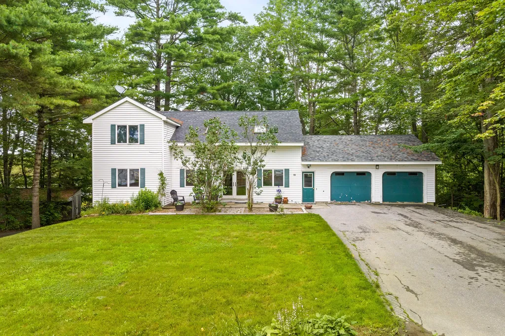 19 Williams Lane Gardiner ME 04345