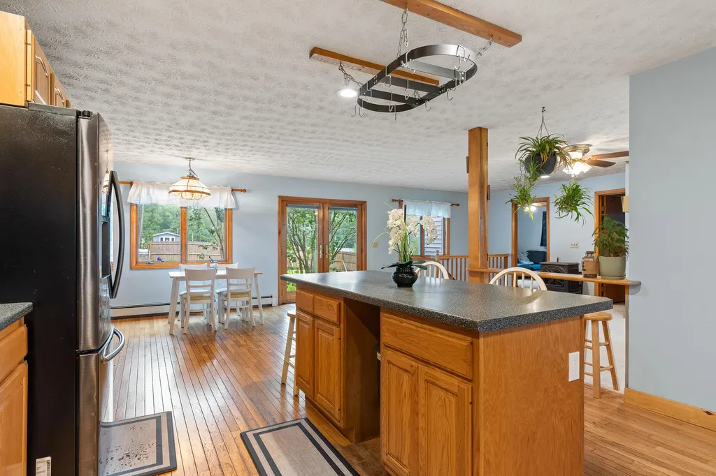 19 Williams Lane Gardiner ME 04345