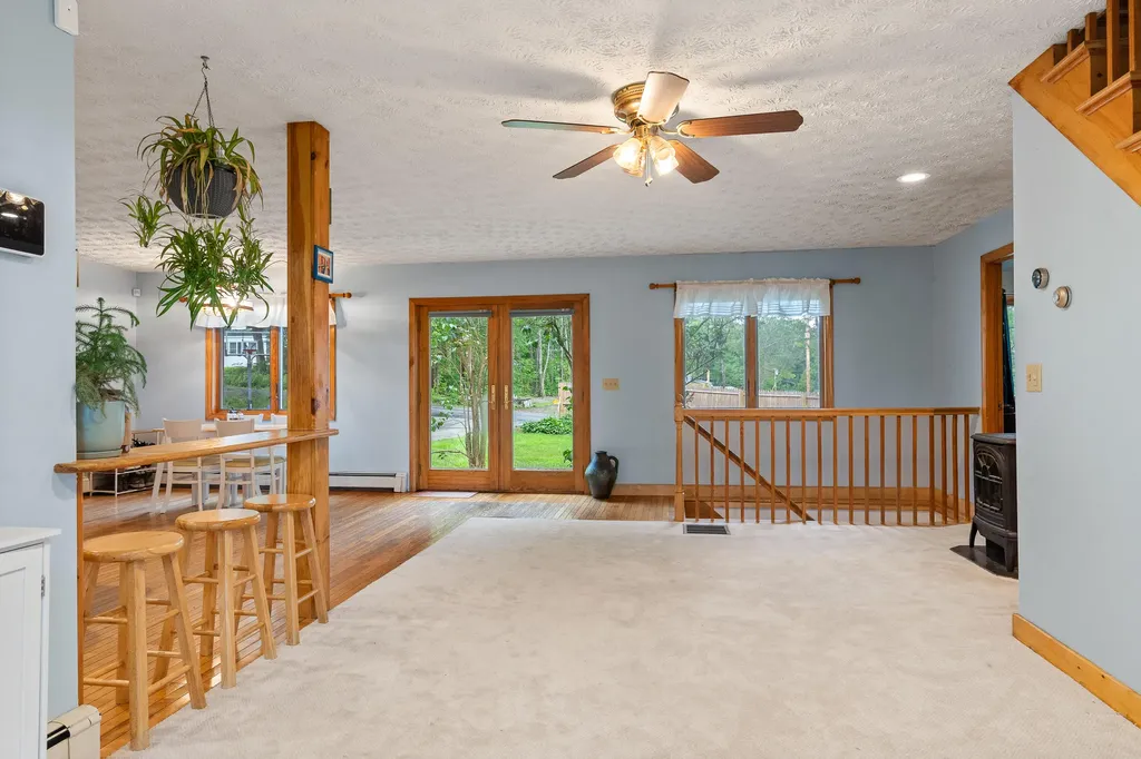 19 Williams Lane Gardiner ME 04345