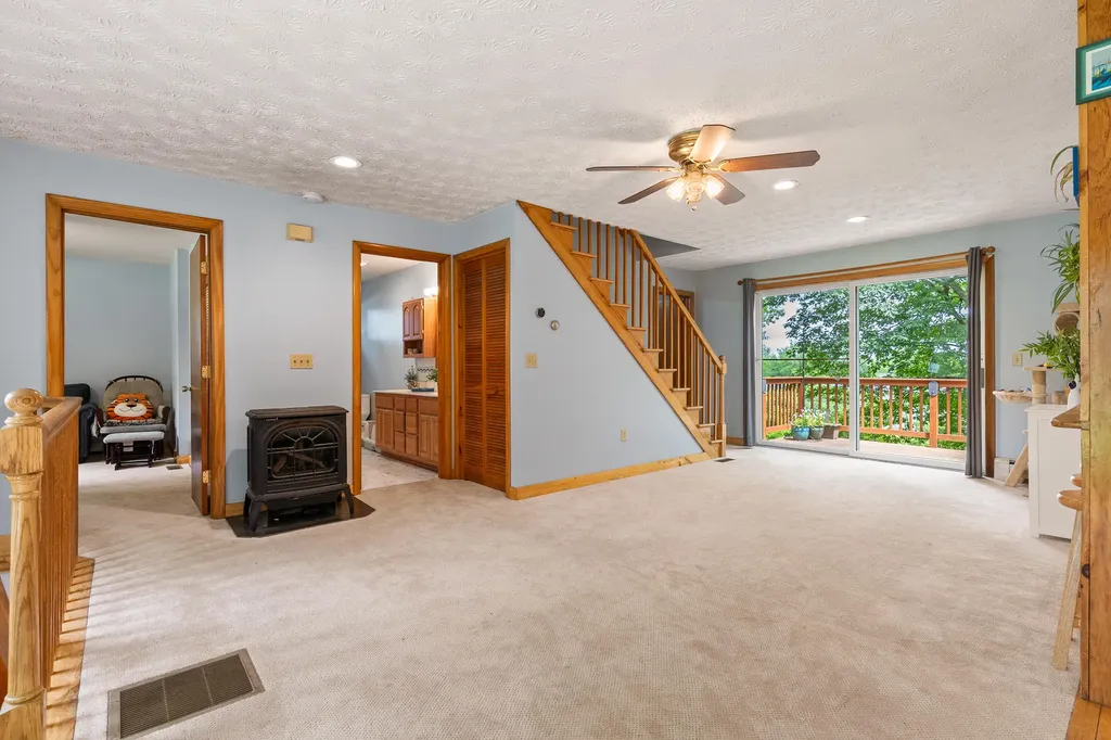 19 Williams Lane Gardiner ME 04345