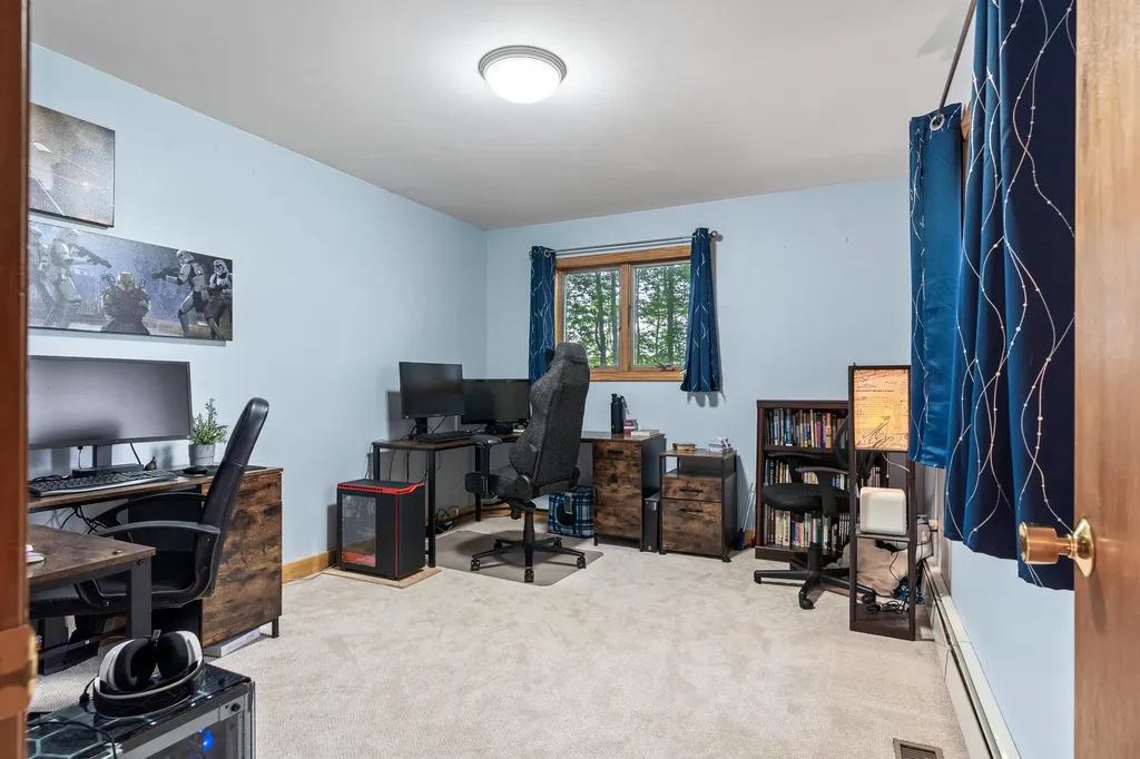 19 Williams Lane Gardiner ME 04345