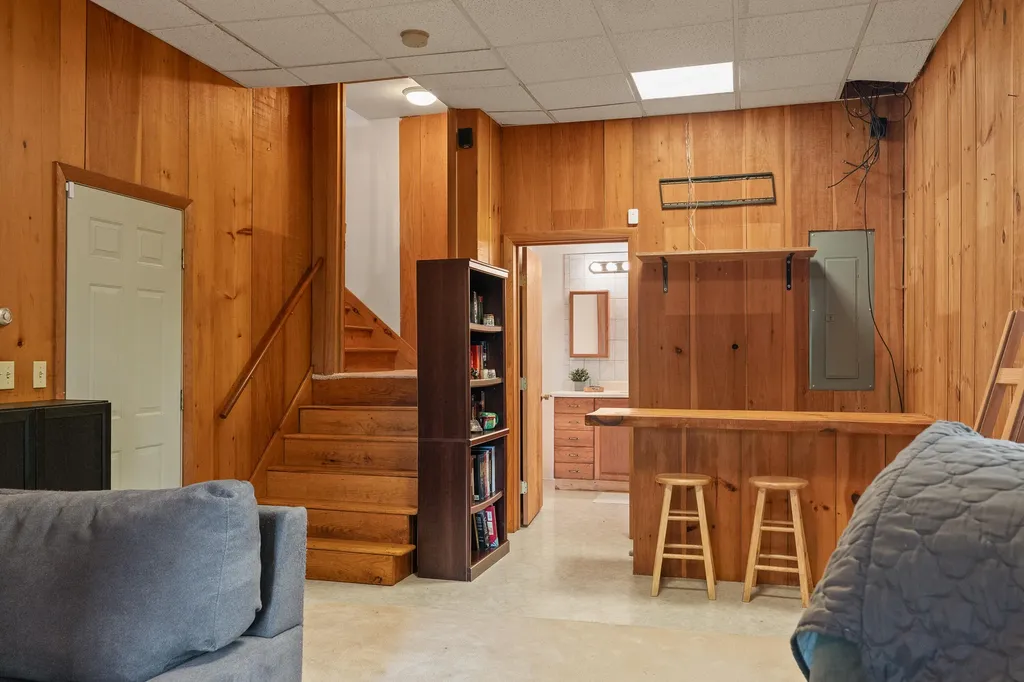 19 Williams Lane Gardiner ME 04345