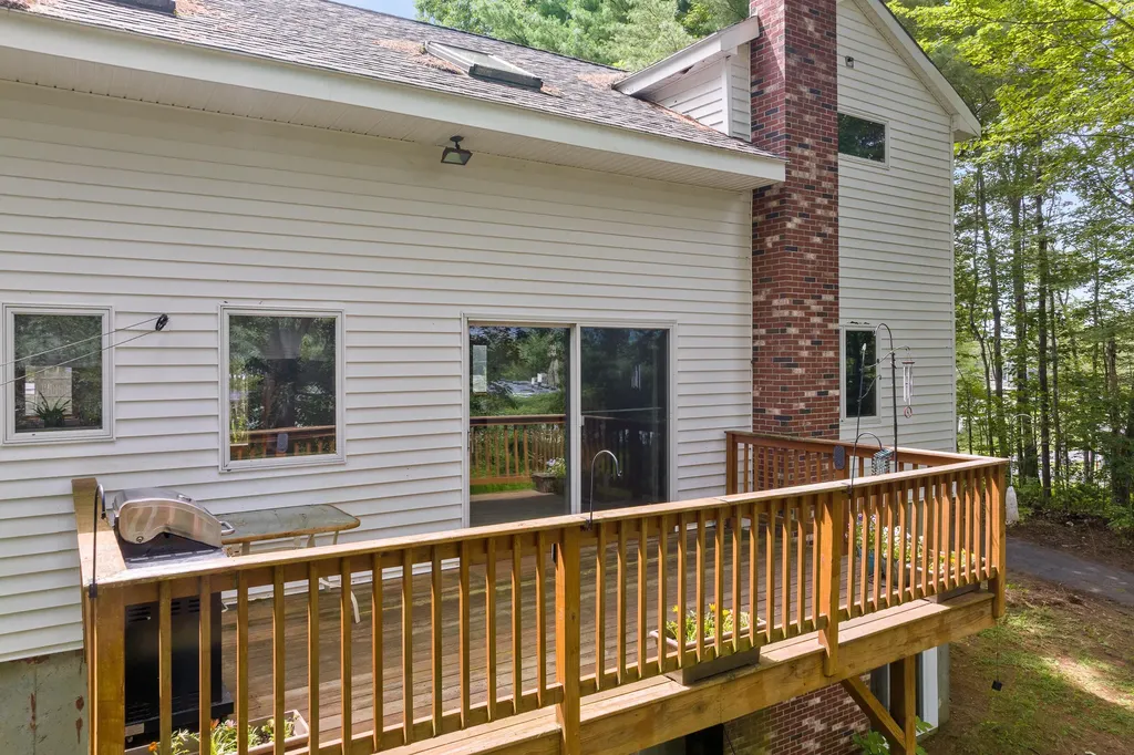 19 Williams Lane Gardiner ME 04345