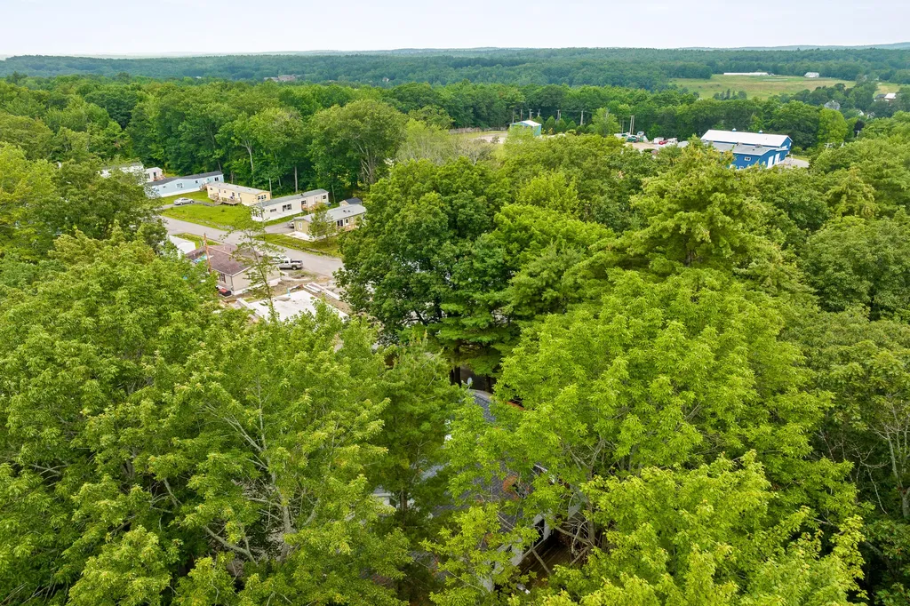 19 Williams Lane Gardiner ME 04345