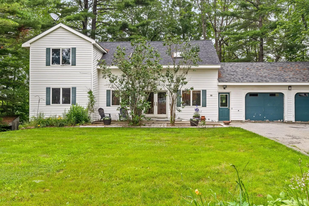 19 Williams Lane Gardiner ME 04345
