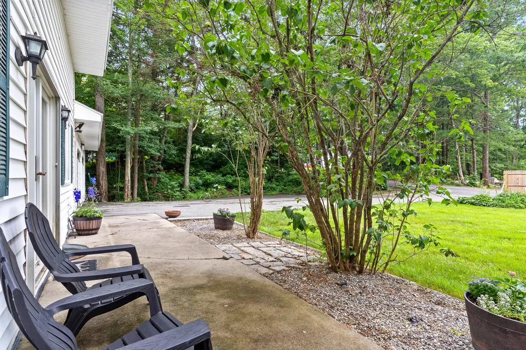 19 Williams Lane Gardiner ME 04345