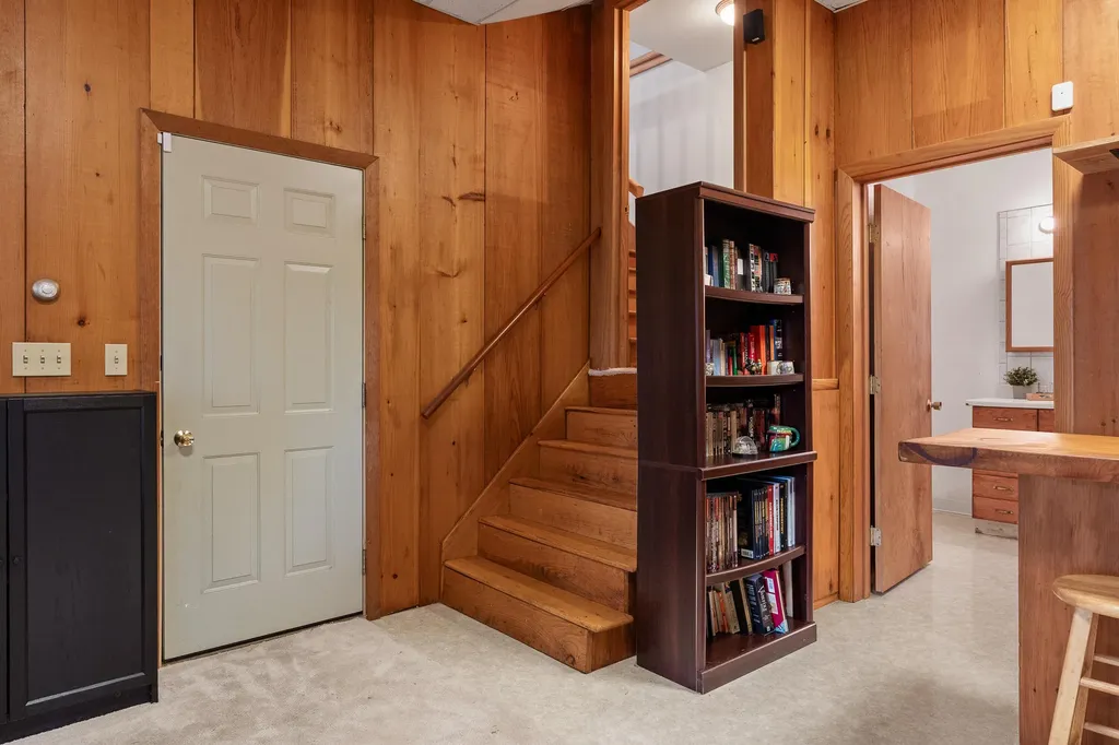 19 Williams Lane Gardiner ME 04345