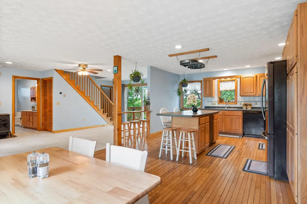 19 Williams Lane Gardiner ME 04345