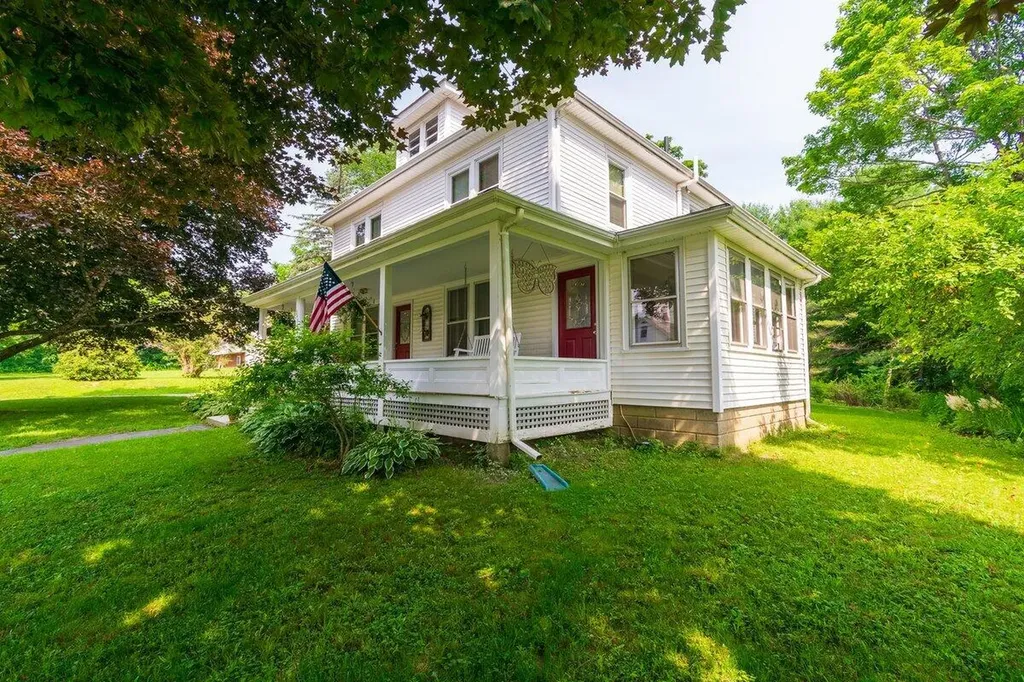 397 Main Street Warren ME 04864