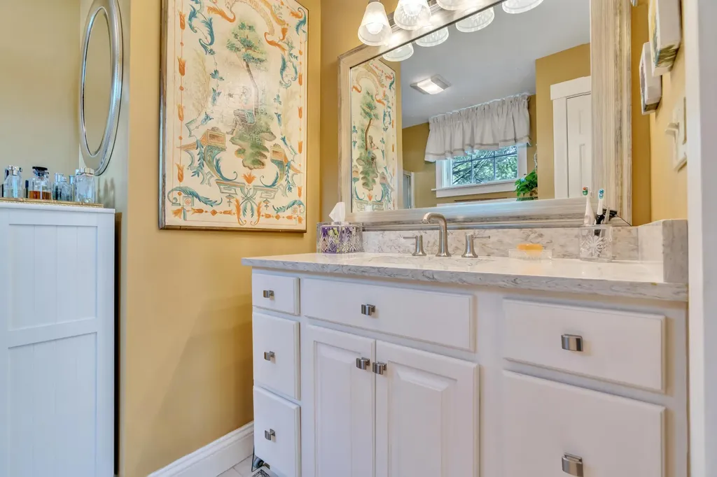 44 Farragut Way Kennebunk ME 04043