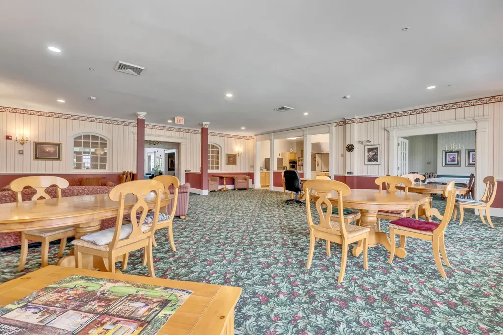 44 Farragut Way Kennebunk ME 04043