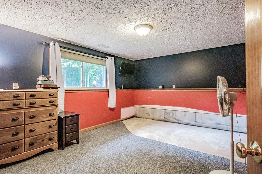 96 Delano Drive Norway ME 04268