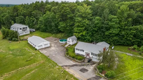 902 Eastern Avenue Augusta ME 04330