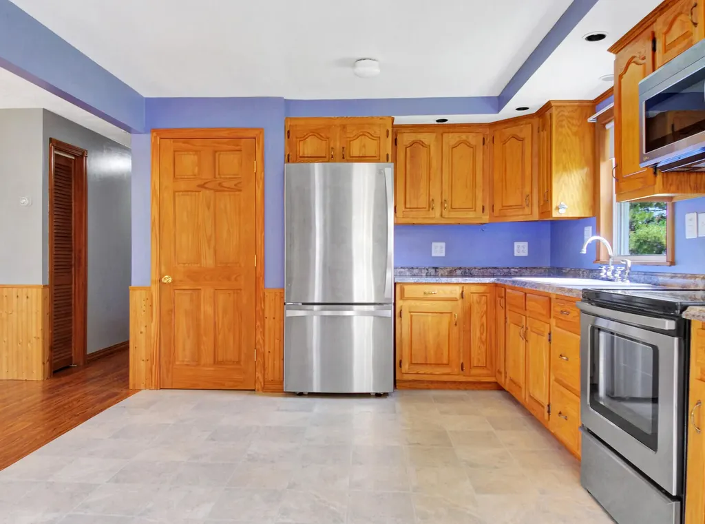 9 Black Stream Drive Levant ME 04456