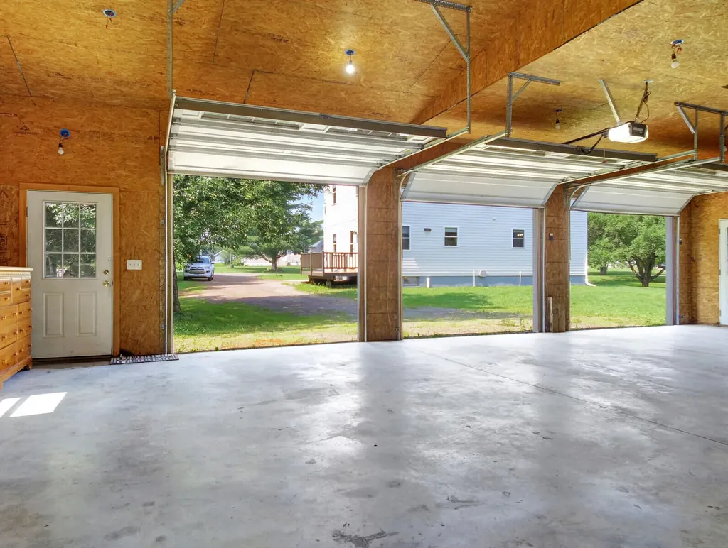 9 Black Stream Drive Levant ME 04456
