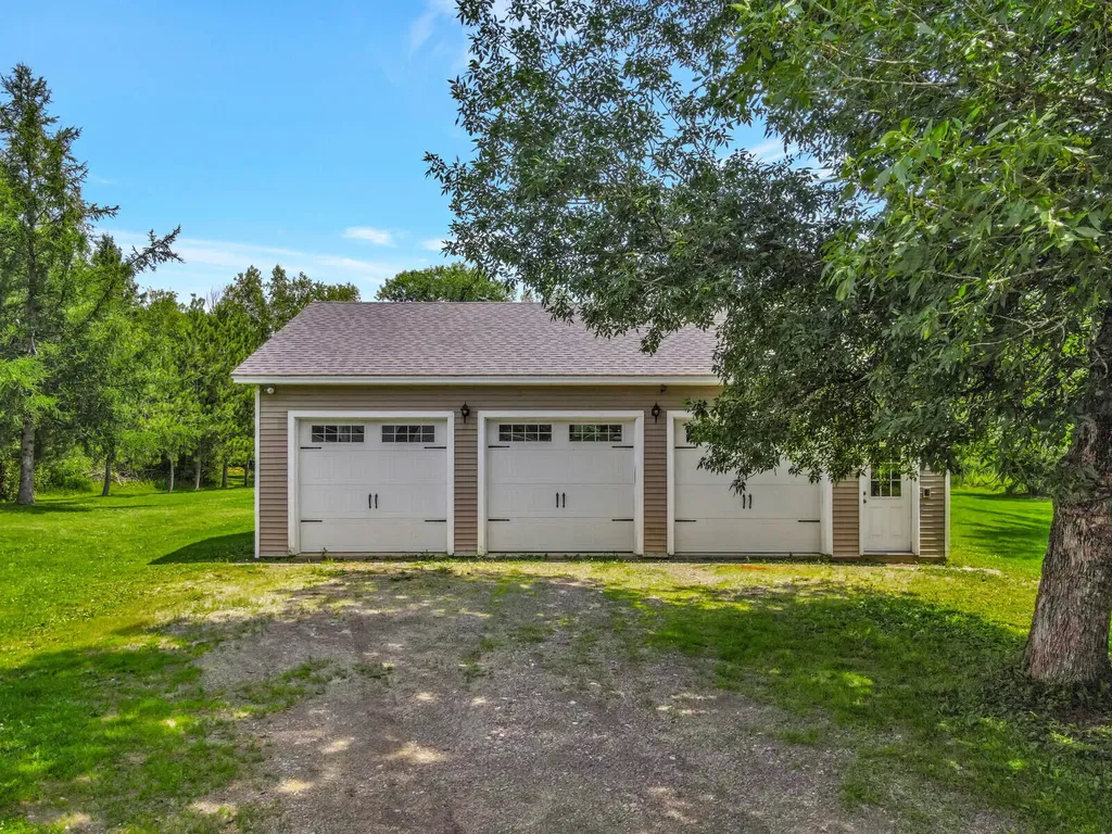 9 Black Stream Drive Levant ME 04456