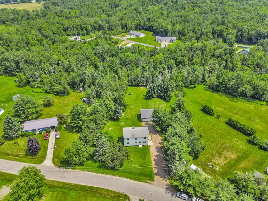 9 Black Stream Drive Levant ME 04456