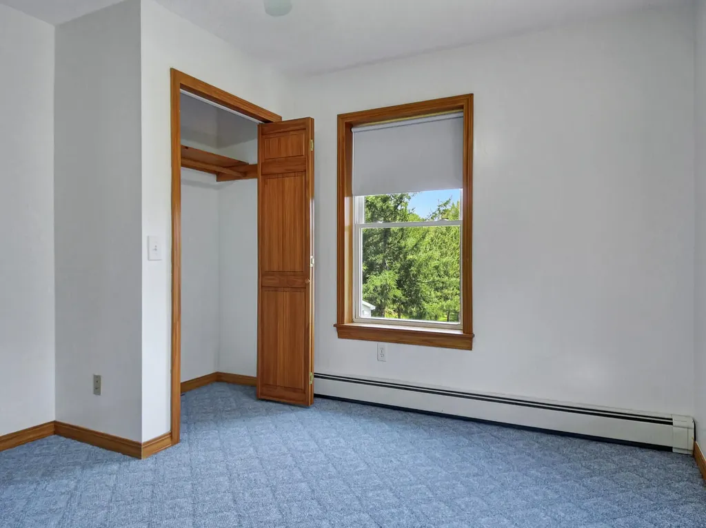 9 Black Stream Drive Levant ME 04456