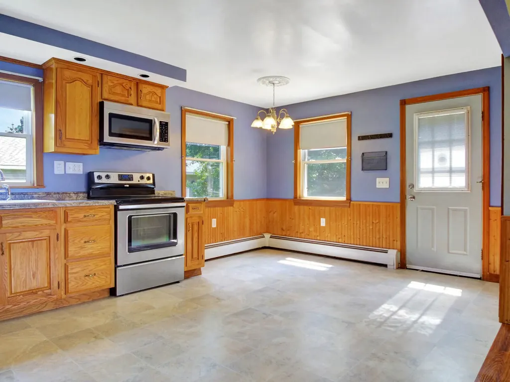9 Black Stream Drive Levant ME 04456