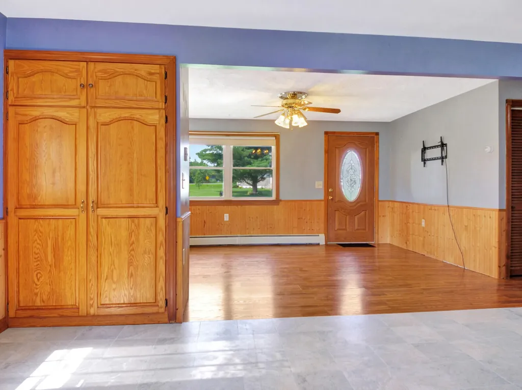 9 Black Stream Drive Levant ME 04456