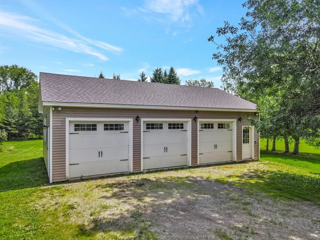9 Black Stream Drive Levant ME 04456