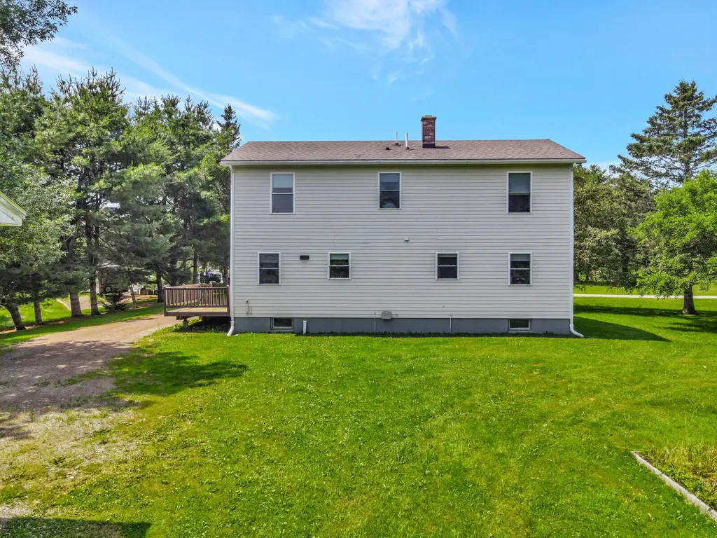 9 Black Stream Drive Levant ME 04456