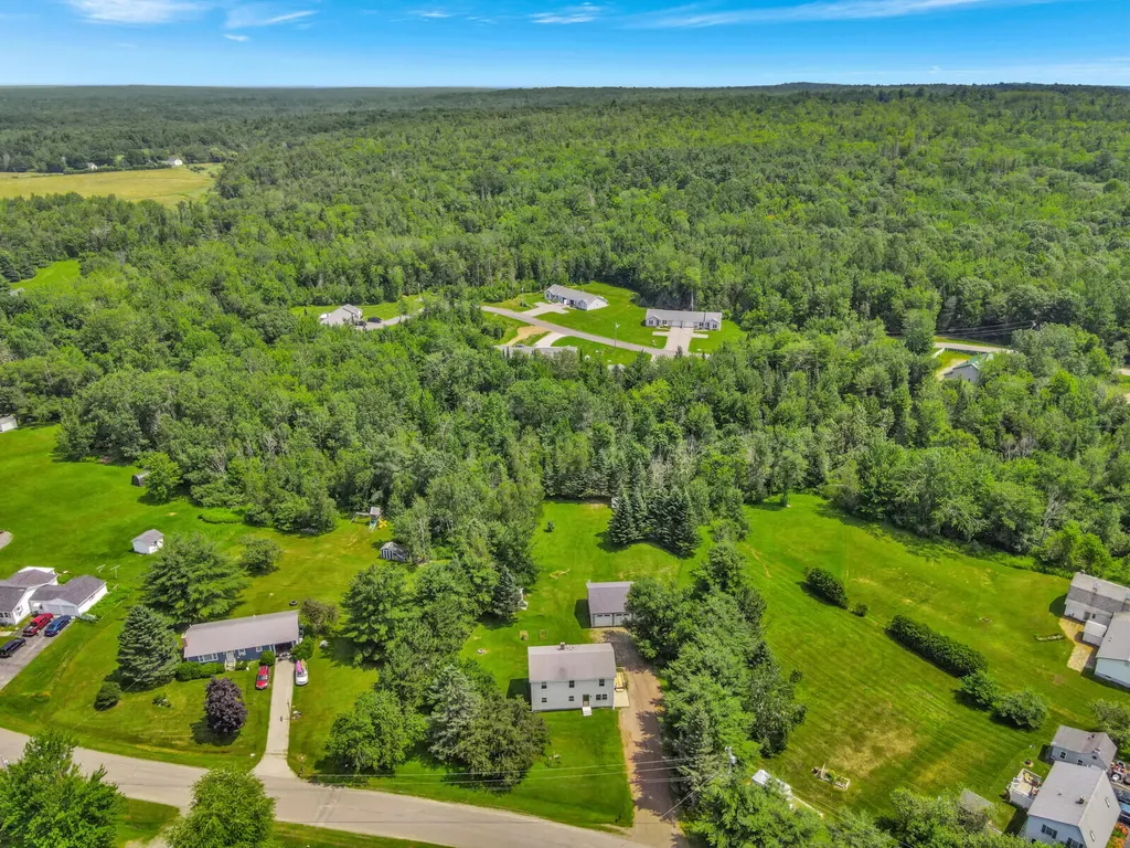 9 Black Stream Drive Levant ME 04456