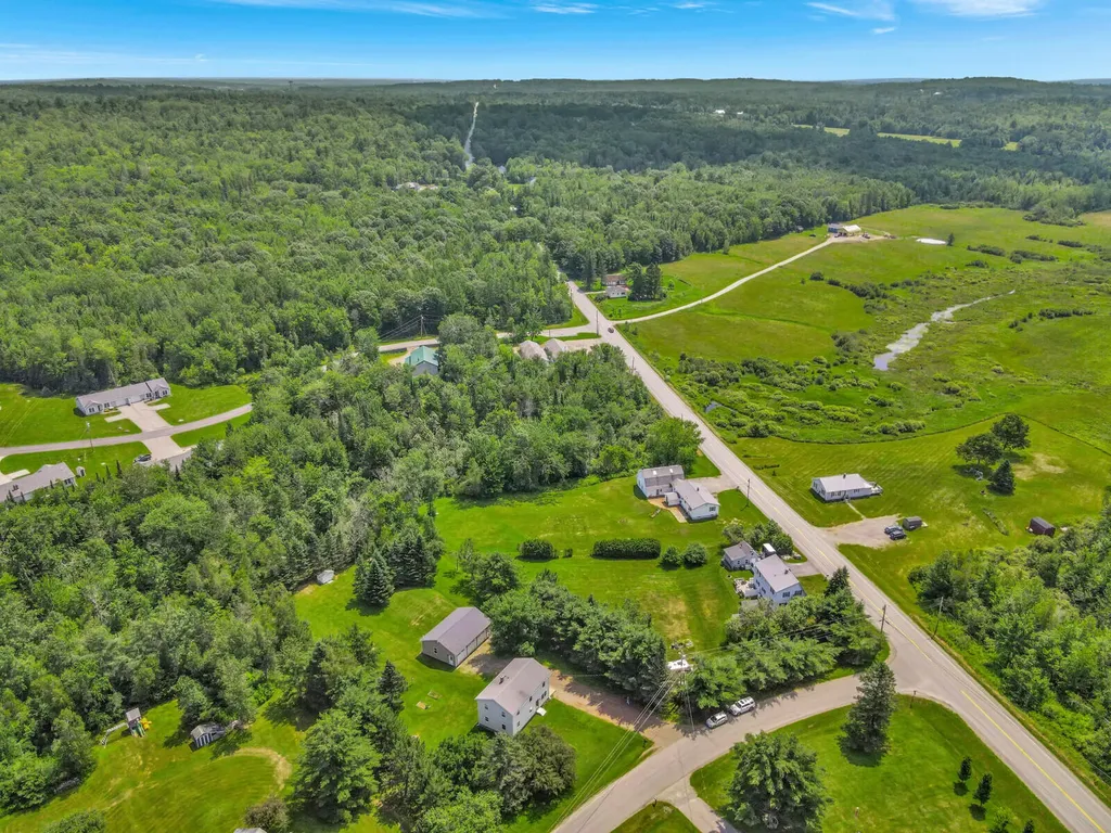 9 Black Stream Drive Levant ME 04456