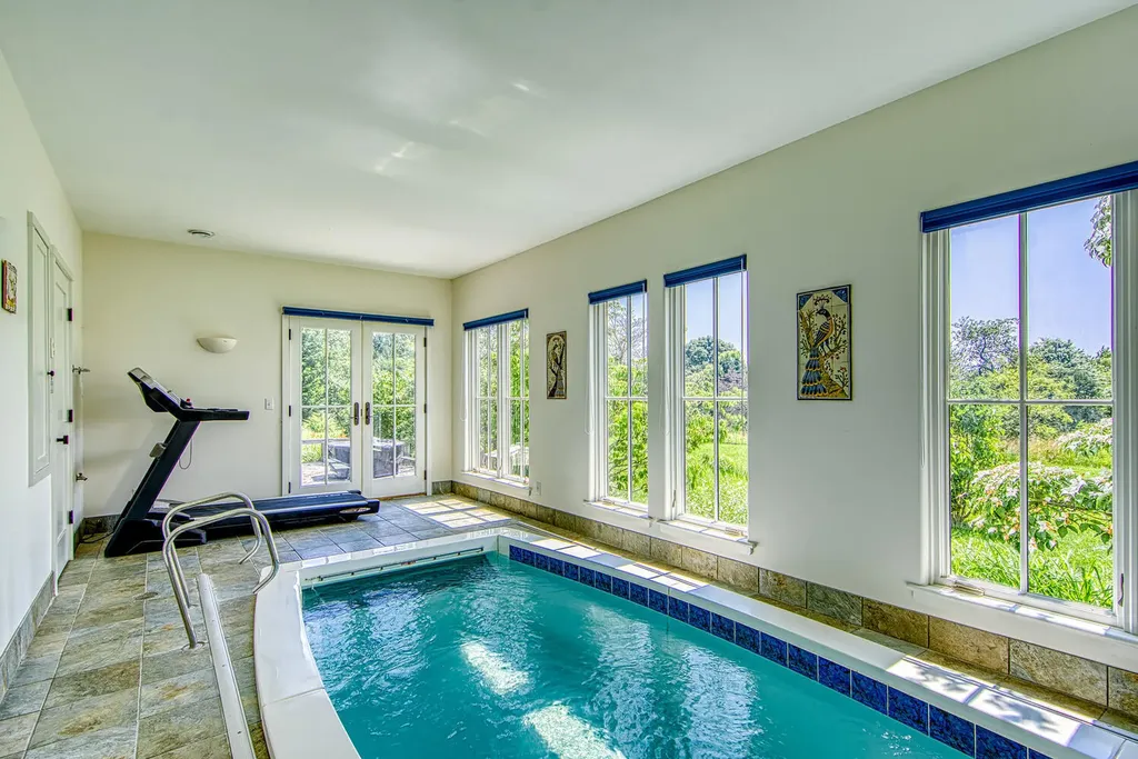 121 Pleasant Street Blue Hill ME 04614