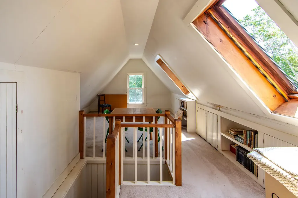 121 Pleasant Street Blue Hill ME 04614