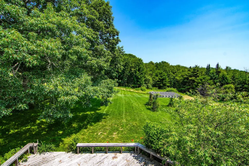121 Pleasant Street Blue Hill ME 04614