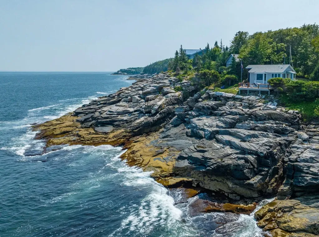 186 Mcfarland Shore Road Bristol ME 04554