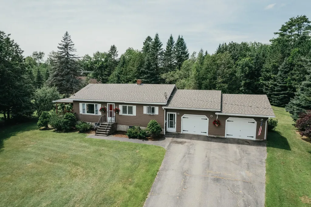 105 Newport Road Corinna ME 04928