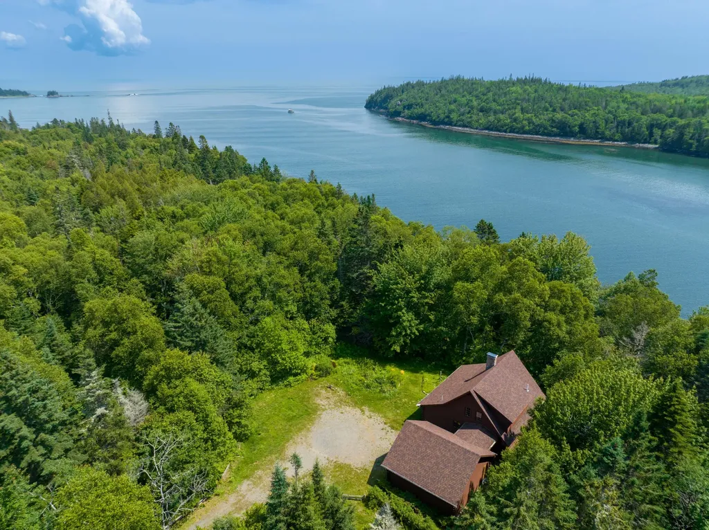 622 Dixie Road Trescott Twp ME 04652